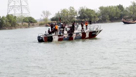 আরাকান আর্মির দখলে মংডু, নাফ নদীতে নিষেধাজ্ঞা