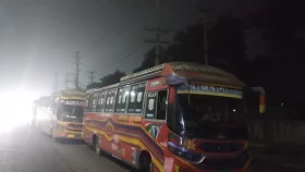রাজধানী পরিবহনের ২৭ বাস আটকে রেখেছে জাবি শিক্ষার্থীরা