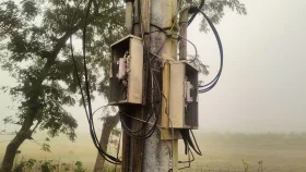 ৪ ব্যবসায়ী প্রতিষ্ঠান থেকে মিটার চুরি, চিরকুটে মোবাইল নম্বর