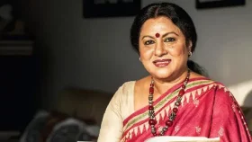 বাবার কবরে সমাহিত হবেন পাপিয়া সারোয়ার