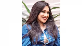 ক্ষুব্ধ ঋতুপর্ণা