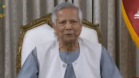 জাতির উদ্দেশে ভাষণ দিচ্ছেন প্রধান উপদেষ্টা