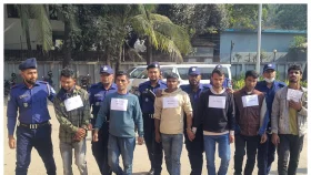 ছুরিকাঘাতে শিক্ষার্থী খুন, মোবাইলের সূত্র ধরে গ্রেপ্তার ৬ ছিনতাইকারী