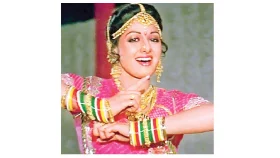 শ্রীদেবীর ১০ বছরের অপেক্ষা