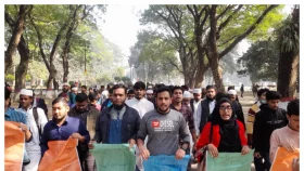 গুচ্ছ বাতিল চেয়ে ইবি শিক্ষার্থীদের বিক্ষোভ