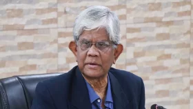 ব্যবসায়ীরা যথেষ্ট শক্তিশালী: অর্থ উপদেষ্টা