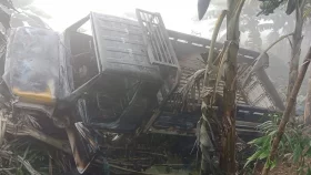 মোটরসাইকেলকে ধাক্কার পর পিকআপ খাদে, ইমাম-মুয়াজ্জিন নিহত