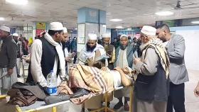 ঢাকা মেডিকেলে জুবায়ের ও সাদপন্থীদের সংঘর্ষ, সেনা মোতায়েন