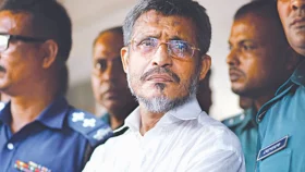১০ ট্রাক অস্ত্র মামলায় খালাস পেলেন বাবর