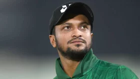 &lsquo;অনিশ্চিত&rsquo; সাকিবের ফেরার আশায় বিসিবি