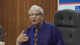আ. লীগের নির্বাচনে আসা নিয়ে বক্তব্যের ব্যাখ্যা দিলেন বদিউল আলম