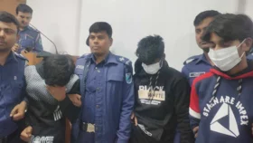মুমূর্ষু রোগী নয়, আইফোন-মোটরসাইকেল কিনতেই ডাকাতির পরিকল্পনা