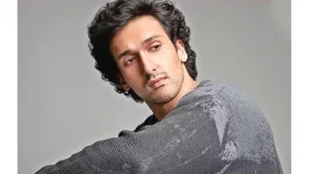 বলিউডে আসছেন গোবিন্দর ছেলে