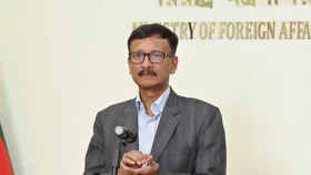 অনেকটা বাধ্য হয়ে ৬০ হাজার রোহিঙ্গা ঢুকতে দিয়েছে সরকার
