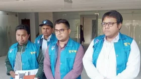 খুলনায় ওজোপাডিকোর প্রধান কার্যালয়ে দুদকের অভিযান