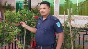 পূর্ব শক্রতার জেরে পুলিশ সদস্যকে গুলি