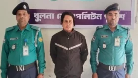খুলনায় শীর্ষ সন্ত্রাসী রকি গ্রেপ্তার