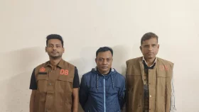 সাভারে ছাত্রলীগ সভাপতির সহযোগী গ্রেপ্তার
