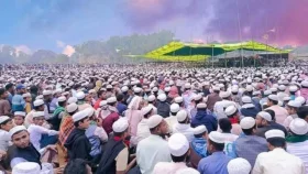 স্বদেশে ফিরতে রোহিঙ্গাদের গণসমাবেশ