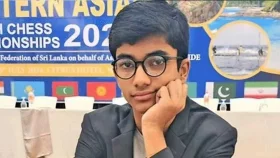 যুক্তরাষ্ট্রে দুই গ্র্যান্ডমাস্টারকে হারিয়ে দিলেন বাংলাদেশের মনন