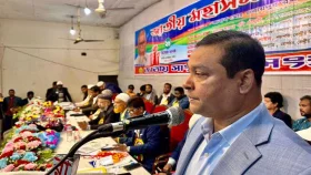 অপসাংবাদিকতা ও তথ্য সন্ত্রাস সাংবাদিকতার মর্যাদাকে ম্লান করে দিচ্ছে