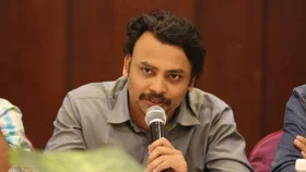 আ.লীগের নেতাকর্মীদের হাতে শত শত অ্যাক্রেডিটেশন কার্ড আছে