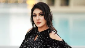 ধার্মিক জামাই পেলে শোবিজ ছেড়ে দেবেন প্রিয়াঙ্কা