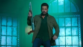 অ্যাকশনে ভরপুর টিজার, সেই চিরচেনা রূপে সালমান&nbsp;