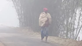 রাজধানীতে ঘন কুয়াশা, আসছে তীব্র শৈত্যপ্রবাহ