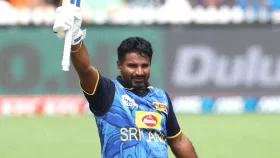 দ্রুততম সেঞ্চুরি হাঁকিয়ে ১৯ বছর পর লঙ্কানদের জেতালেন পেরেরা