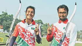 এবার গোপনে মার্কিন মুলুকে রোমান-দিয়া