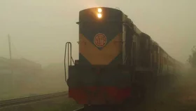 ঘন কুয়াশায় দুর্ঘটনা রোধে রেলওয়ের নির্দেশনা