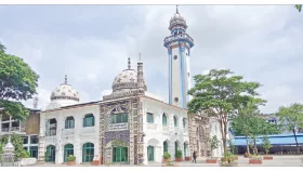 হাজীগঞ্জের ঐতিহাসিক বড় মসজিদ
