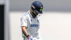 ফের খোঁচা দিয়ে আউট; সিডনিতেই ক্যারিয়ার শেষ কোহলির?