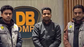 ঢাবির বিজয় একাত্তর হলের নিষিদ্ধ ছাত্রলীগের সভাপতি গ্রেপ্তার