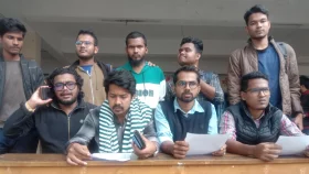 দ্বিতীয় ক্যাম্পাস নিয়ে সুস্পষ্ট সিদ্ধান্ত না দিলে আবারও আন্দোলনের হুঁশিয়ারি