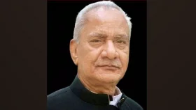 ১৫ পুলিশকে পিটিয়ে হত্যা, কারাগারে সাবেক মন্ত্রী লতিফ বিশ্বাস