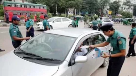 রাজধানীতে অবৈধ যানবাহনের বিরুদ্ধে অভিযান জোরদারের সিদ্ধান্ত