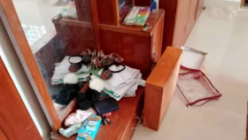 &lsquo;চিৎকার করলে মেরে ফেলব&rsquo; মধ্যরাতে মুখোশ পরে ১০ ডাকাতের হানা