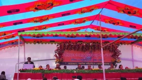 কলেজের নবীনবরণ অনুষ্ঠানে জয় বাংলা স্লোগান