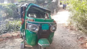 মোটরসাইকেল-সিএনজির মুখোমুখি সংঘর্ষে নিহত ২