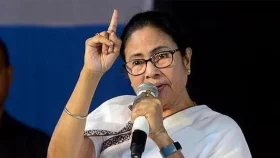 ভারতীয় জেলেদের বাংলাদেশে মারধর করা হয়েছে, অভিযোগ মমতার