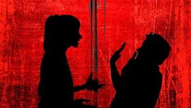 পরকীয়ায় বাধা দেওয়ায় গোপনাঙ্গ কেটে ফেলার অভিযোগ