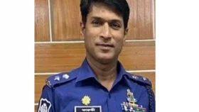 বিবাহবহির্ভূত সম্পর্কে এসপি, হলেন বরখাস্ত