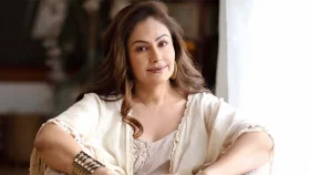 কোথায় হারালেন &lsquo;খিলাড়ি&rsquo; অভিনেত্রী?&nbsp;