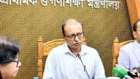 শিক্ষকরা রাজনীতিতে জড়াতে পারবেন না: গণশিক্ষা উপদেষ্টা