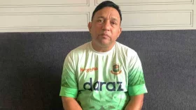 এসব আনাড়ি ক্রিকেটার কোত্থেকে জোটালেন সুজন?