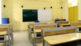 ক্ষমা চাওয়ার পরও শার্ট খুলে নিয়ে বাড়ি পাঠানো হলো ৮০ ছাত্রীকে