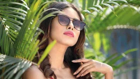 সানগ্লাস যেসব সমস্যা থেকে চোখকে সুরক্ষিত রাখে