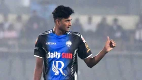 বিপিএলের মাঝেই পিএসএলে দল পেলেন নাহিদ রানা